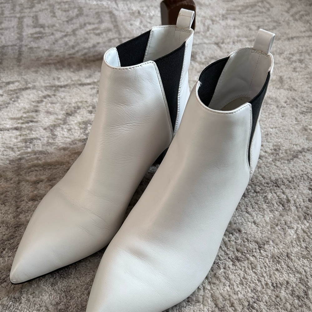 Nine West White and Black Pointed Chelsea Ankle Boots